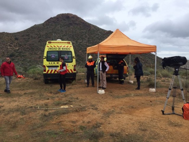 Voluntarios de Protección Civil en Totana colaboran en las labores de búsqueda del niño de ocho años desaparecido desde el pasado martes en Níjar (Almería), Foto 2