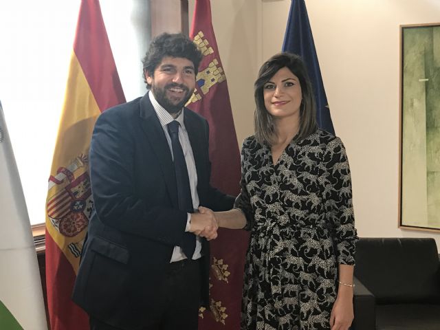 El presidente Fernando López Miras se reúne con la alcaldesa de Santomera - 1, Foto 1