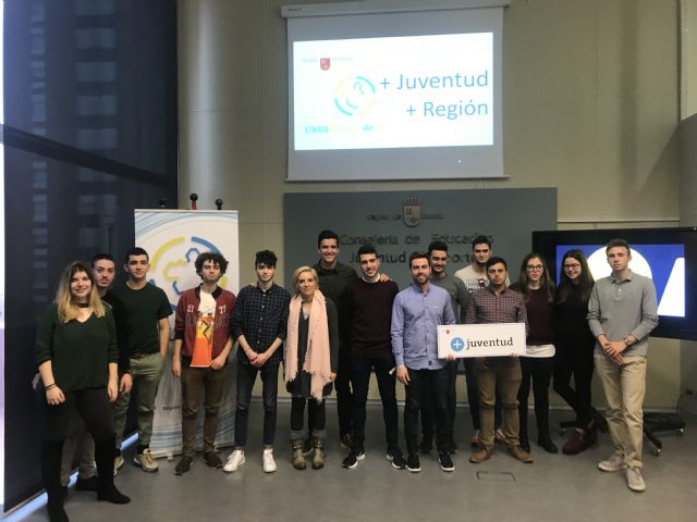 La consejera Adela Martínez-Cachá presenta la nueva federación estudiantil Unes Región de Murcia - 1, Foto 1