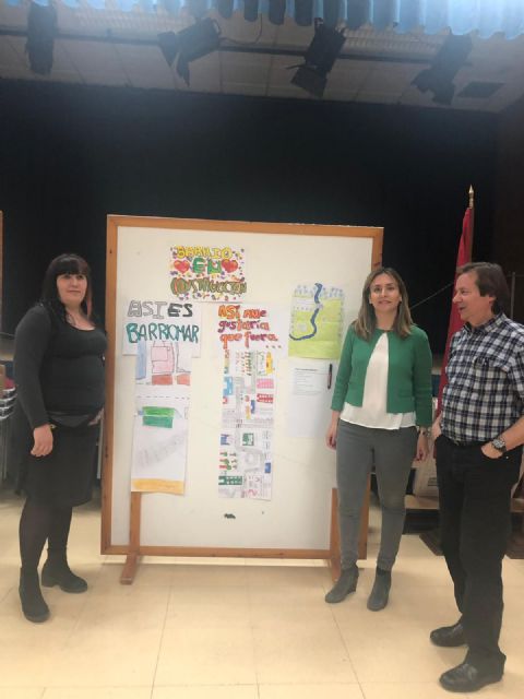 Los niños de Barriomar presentan su exposición 'Barriomar: lo que nos gusta y lo que no' - 1, Foto 1