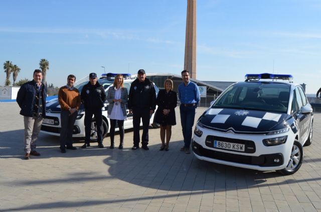 El Ayuntamiento torreño dota con dos nuevos coches a la Policía Local - 3, Foto 3