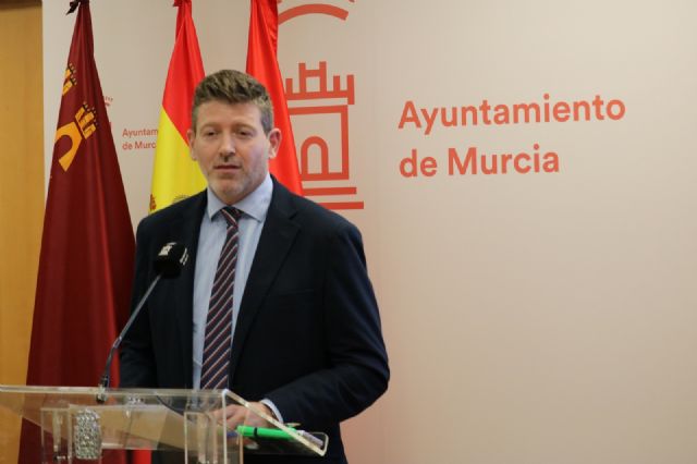 Vía Pública aprueba por decreto la redistribución del espacio ocupado con terrazas en Alfonso X El Sabio - 1, Foto 1