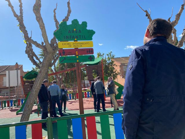 Aljucer mejora el jardín infantil del parque Paseo José Gil Otiz con nuevos elementos de juego para los más pequeños - 4, Foto 4