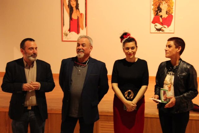 Gran lleno en la inauguración de la exposición Femme Fatale Redux - 1, Foto 1