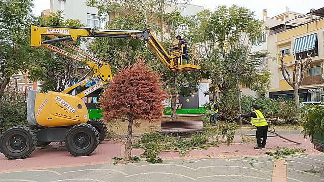 [Trabajos de la brigada municipal: martes 2 de marzo