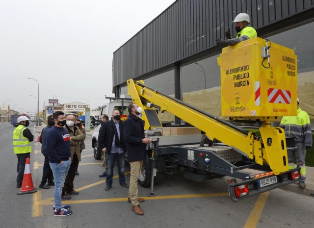El nuevo alumbrado público de la carretera de El Palmar mejorará la seguridad y la visibilidad de los vecinos un 80% - 1, Foto 1