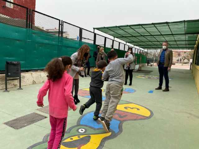 Diez nuevos colegios se suman al proyecto ´Diver-Patios´ - 3, Foto 3