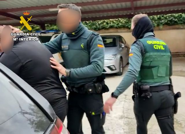 La Guardia Civil sorprende a un joven en Cieza que distribuía droga con un patinete - 5, Foto 5
