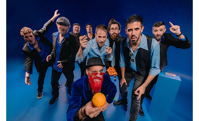 Eskorzo exprime el jugo al romanticismo en ´Tu amor me está matando´ e inicia el Vitamina Tour - 1, Foto 1