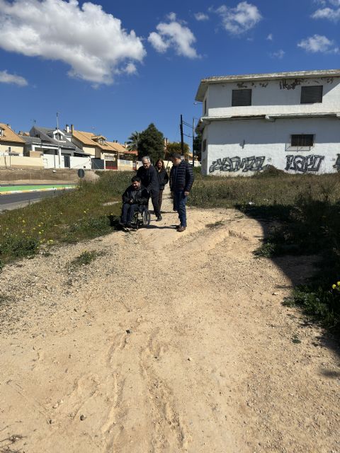 José López exigirá una solución de movilidad para el peatón en el tránsito de Casas de Clares a Vereda de San Félix - 2, Foto 2
