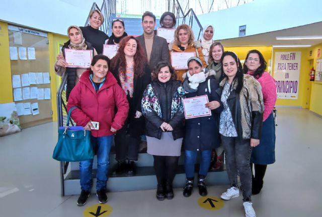 Concluye un curso de español y nuevas tecnologías busca mejorar la empleabilidad de sus participantes - 2, Foto 2