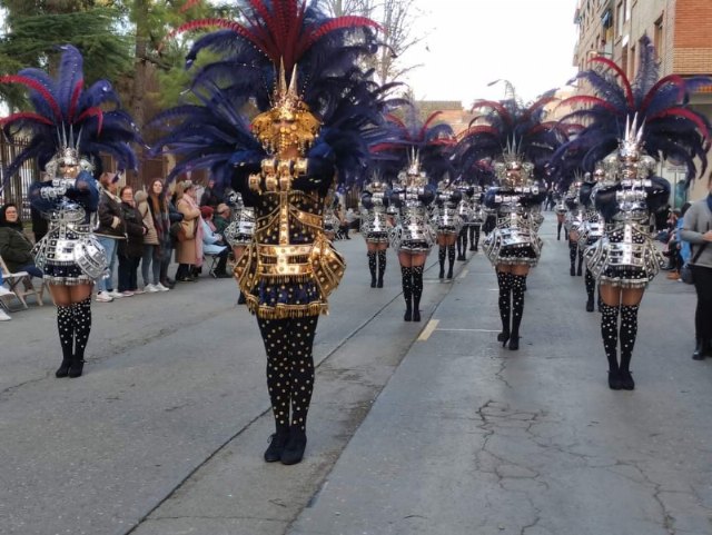 Se acuerda suscribir un convenio de colaboración con la Federación de Peñas del Carnaval por importe de 26.300 euros