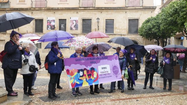 La Revuelta de Mujeres creyentes y feministas reclama en Murcia una Iglesia en Igualdad - 2, Foto 2