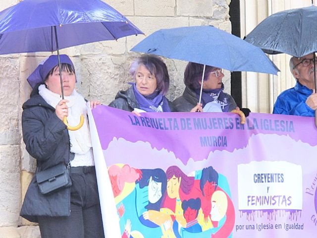 La Revuelta de Mujeres creyentes y feministas reclama en Murcia una Iglesia en Igualdad - 3, Foto 3