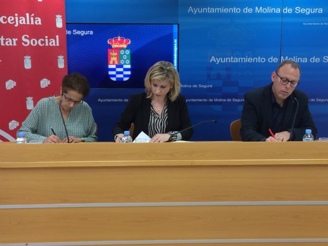 El Ayuntamiento de Molina de Segura firma un convenio con la asociación TEDIS para el mantenimiento de su centro ocupacional en 2019 - 2, Foto 2