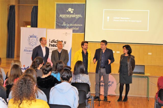 Los jóvenes de Alcantarilla conocen el Certamen Región de Murcia Joven 2.0 y el Programa Dicho y Hecho - 2, Foto 2