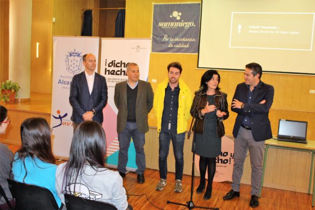 Los jóvenes de Alcantarilla conocen el Certamen Región de Murcia Joven 2.0 y el Programa Dicho y Hecho - 4, Foto 4