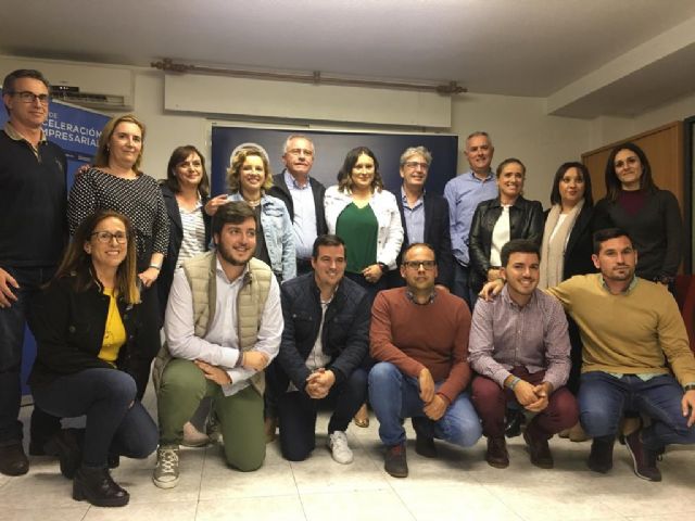 El PP de Águilas constituye su junta gestora y presenta a Eva Reverte como candidata a la alcaldía - 1, Foto 1