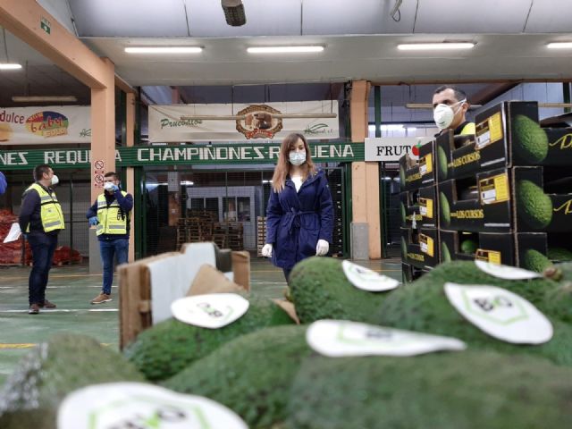 Las brigadas forestales de la Dirección General de Medio Natural realizan labores de desinfección en MercaMurcia - 5, Foto 5