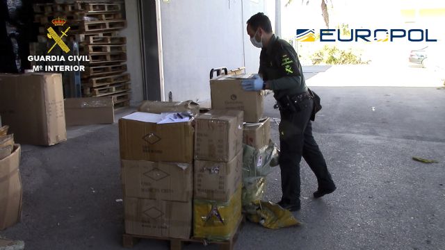 La Guardia Civil retira del mercado más de 150.000 juguetes falsificados o que no cumplen los estándares de seguridad - 1, Foto 1