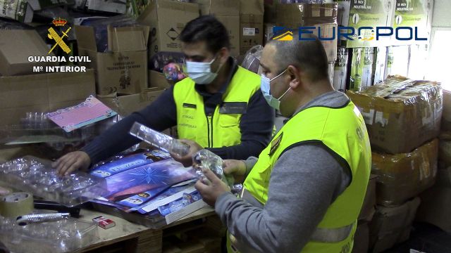 La Guardia Civil retira del mercado más de 150.000 juguetes falsificados o que no cumplen los estándares de seguridad - 4, Foto 4