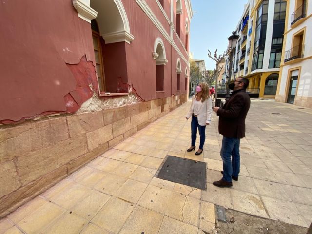 El Ayuntamiento de Lorca acomete trabajos para acabar con las humedades que afectan al edificio del Teatro Guerra - 2, Foto 2