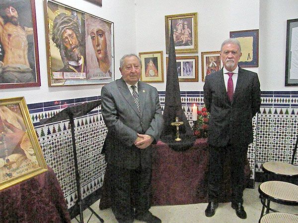 La Semana Santa de Sevilla pronunciada por Gabriel Solís Carvajal en la casa de Melilla en Sevilla - 1, Foto 1