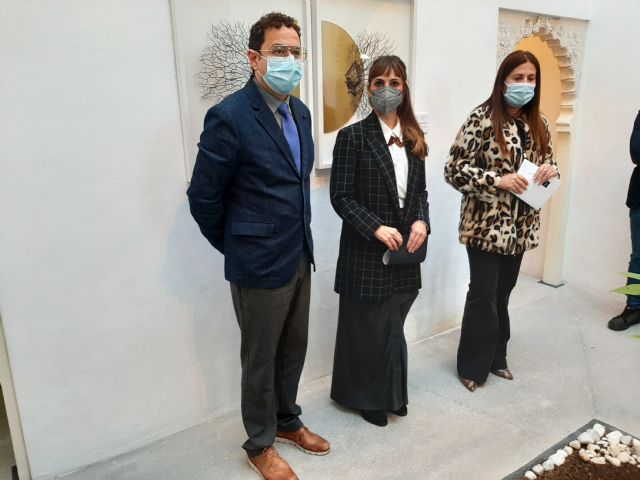 El Plan EXE muestra en Cieza el trabajo de Miriam Martínez, una reflexión sobre la importancia de los afectos en el mundo digital - 1, Foto 1