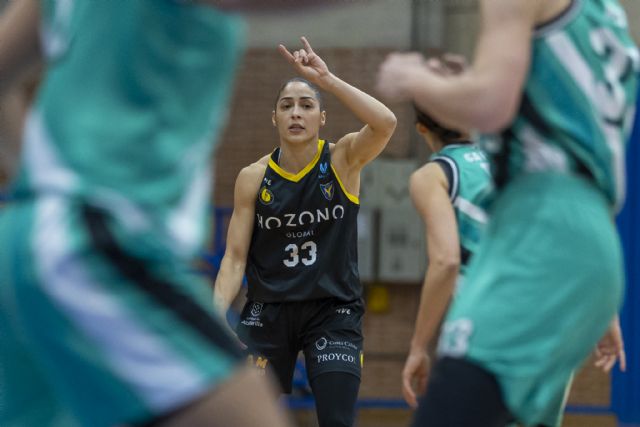 Hozono Global Jairis vence a Estepona espoleado por la afición alcantarillera - 1, Foto 1