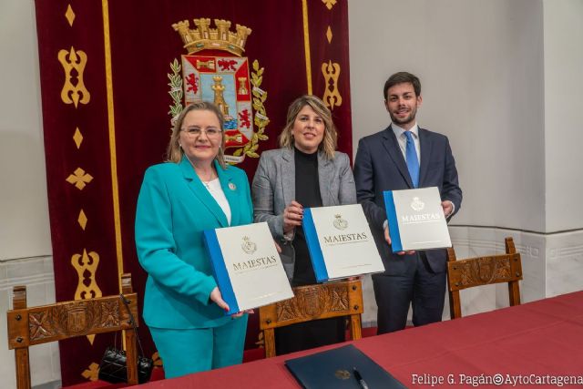 El Resucitado celebra su 80 aniversario con el libro MAIESTAS - 1, Foto 1