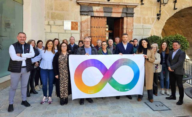 Caravaca se suma a la conmemoración del ‘Día Mundial del Autismo’ - 1, Foto 1