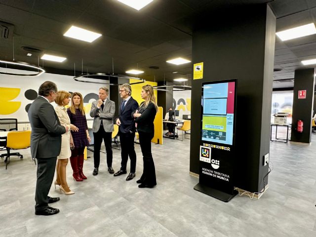 El alcalde inaugura las nuevas instalaciones de las oficinas de la Agencia Tributaria regional en Lorca - 3, Foto 3