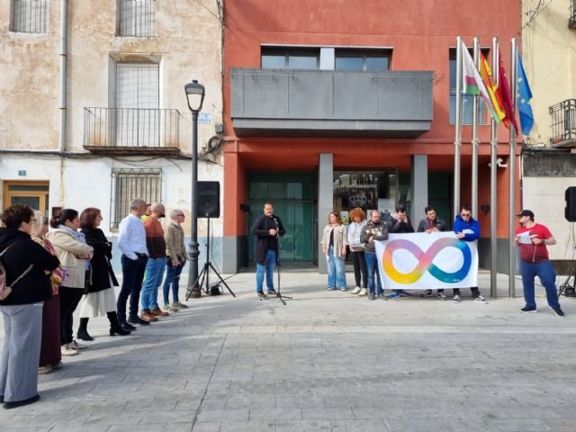 Bullas se une a la conmemoración del Día Mundial de Concienciación sobre el Autismo - 4, Foto 4