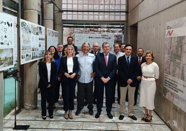 El Gobierno regional impulsa con 1,5 millones la ejecución de la Plaza Central en la estación intermodal de Murcia - 1, Foto 1