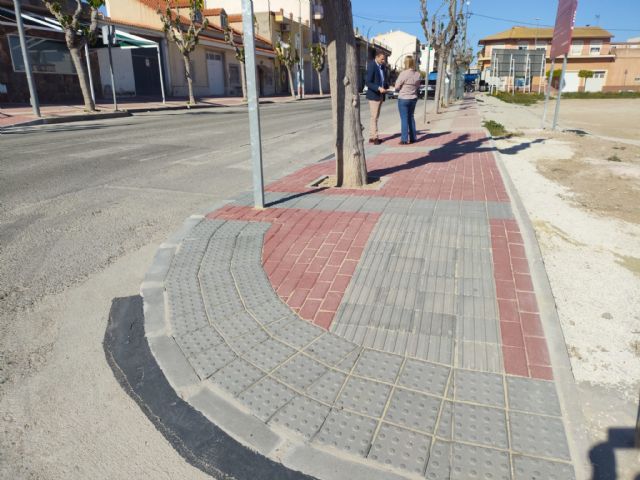 El Ayuntamiento de Murcia renueva aceras y asfalta vías en Corvera haciéndolas más accesibles y seguras - 2, Foto 2
