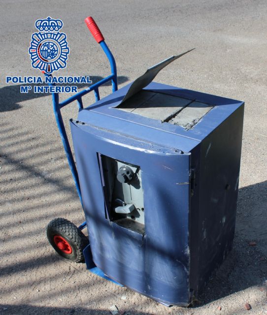 La Policía Nacional desarticula una organización especializada en asaltar viviendas y en forzar cajas fuertes - 3, Foto 3
