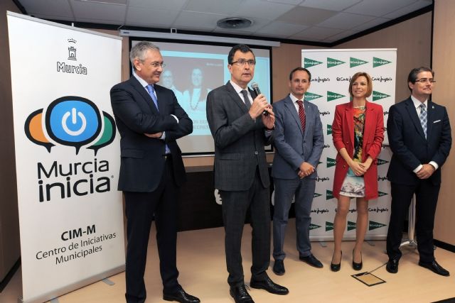 40 empresas se dan cita en la I Semana del Emprendedor, que llega con charlas de motivación, dinámicas grupales y ponencias - 2, Foto 2