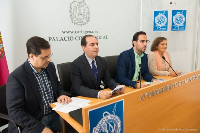 El IES Mediterráneo celebrará el viernes su XX Concierto de la Solidaridad con el fin de apadrinar niños - 3, Foto 3