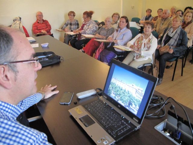 La arquitectura modernista de Cartagena protagonizó el taller de Tradiciones Populares - 2, Foto 2