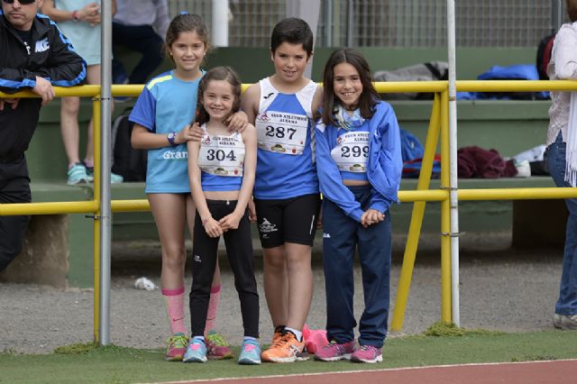 Una treintena de atletas del Club Atletismo Alhama presentes en la 
