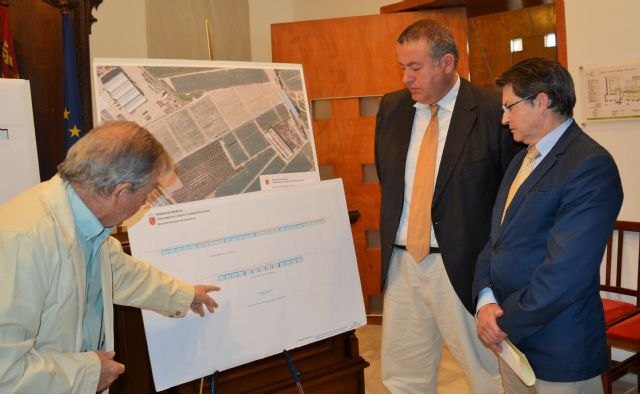 La Comunidad presenta a empresarios de Lorca el decreto ley que facilita la inversión en la Región y la creación de empleo - 1, Foto 1