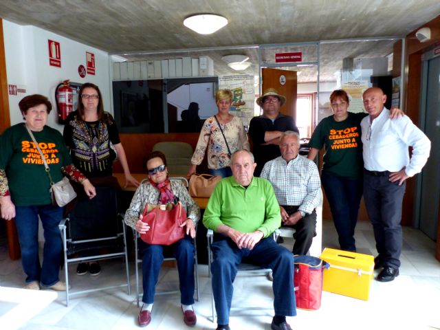 Afectados de cebaderos junto a viviendas expondrán su problemática al Defensor del Pueblo y a la Fiscalía de Medio Ambiente - 1, Foto 1