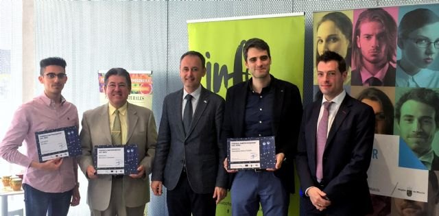 La Comunidad reconoce la innovación, el espíritu artesano y la creatividad de Flecho, La Ceheginera e IM Luthier - 1, Foto 1