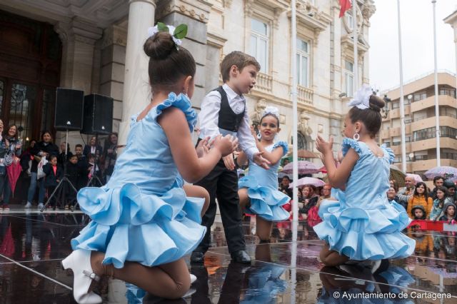 Mas de 400 alumnos de las escuelas de baile de Cartagena participaron este sabado en un festival con motivo del Dia Internacional de la Danza - 1, Foto 1
