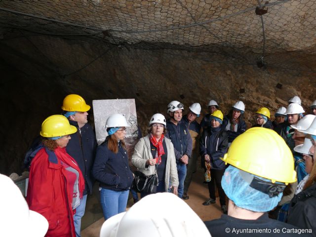 Los vecinos de El Llano del Beal conocen de primera mano la Cueva Victoria - 1, Foto 1