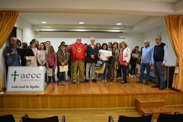 Cincuenta escolares participan en el 8º Certamen de Creación Literaria organizado por AECC - 1, Foto 1