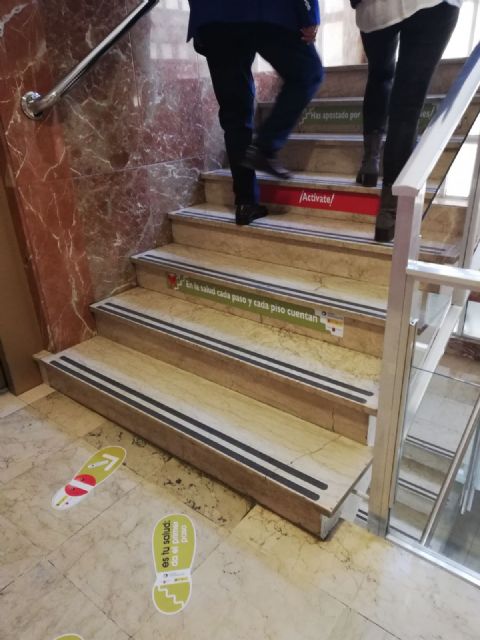 Salud se suma a la campaña nacional para promocionar el uso de las escaleras como actividad física - 1, Foto 1