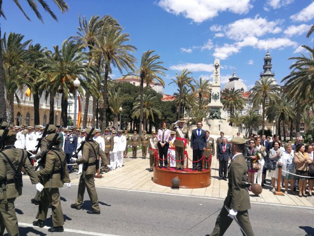 La Comunidad se suma al homenaje militar al 2 de mayo - 1, Foto 1