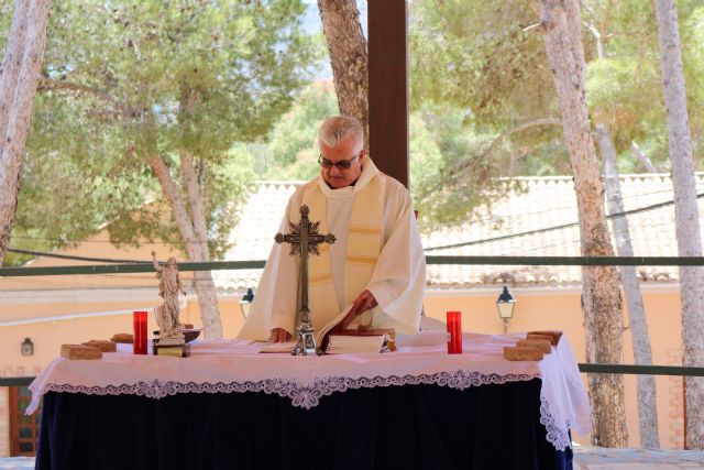 Convivencia del Resucitado para celebrar los 75 años de la cofradía - 1, Foto 1