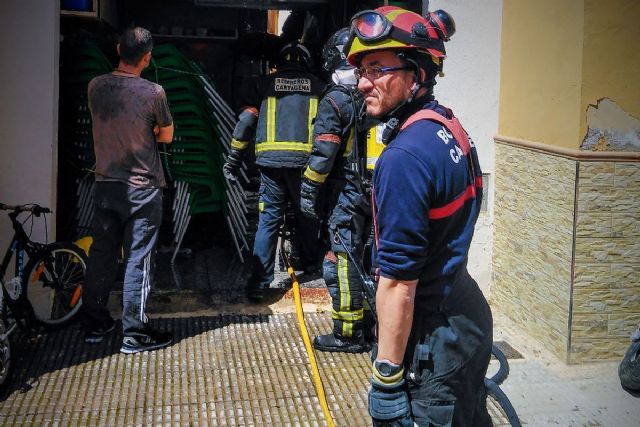 Incendio de cochera en Canteras - 1, Foto 1
